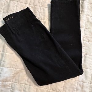 Straight crop black pants